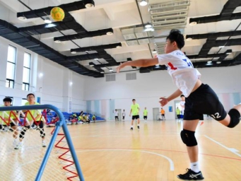 两岸青少年福州切磋球技